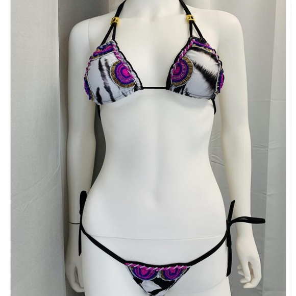 2- Piece Tropical Bikini - Picture 4 of 8